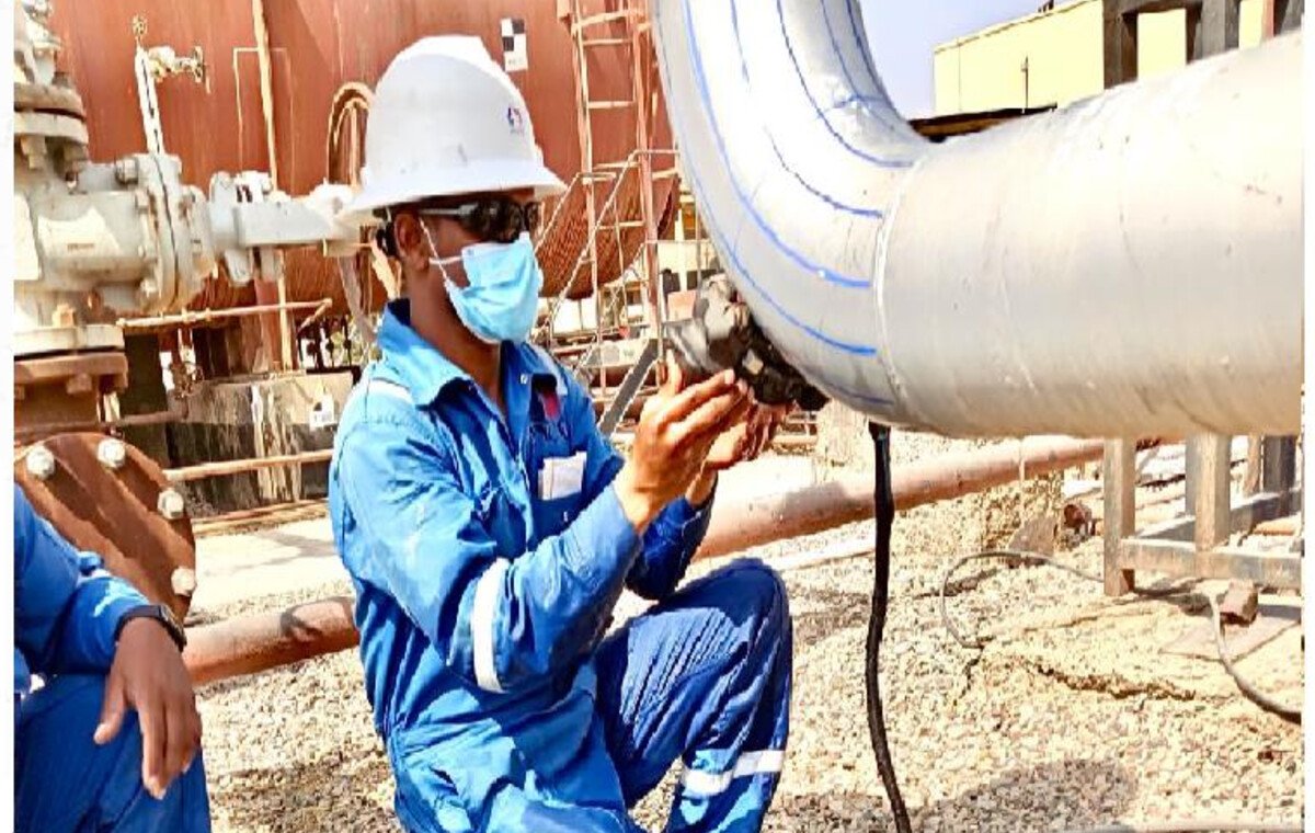 Ativos industriais em inspeção de campo